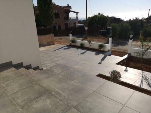 X.d Paisiou Villa