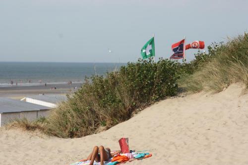 Apartamento Appartement De Panne Zonneblik