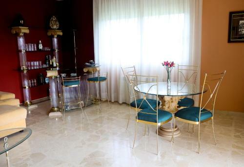 Villa Parad�s De Montse