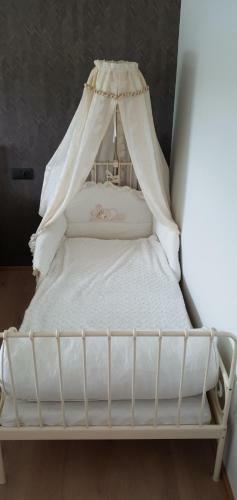 Aia Apartement