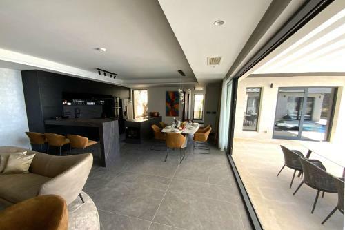 Luxury Villa G With Private Pool And Spa Near Dubrovnik
