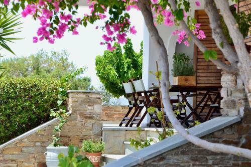 Beach House Set In A Beautiful Bay