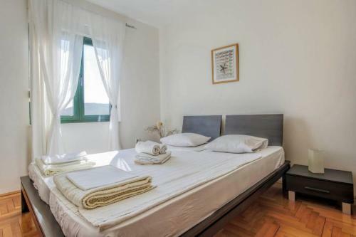 Ivanica (Bih) Kod Dubrovnika: Lijep Dvosoban Apartman D