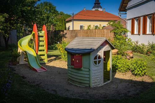 Bed & Breakfast Butik Design N�das