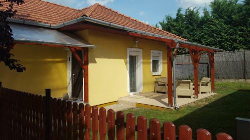 Hostal Juli Vend�gh�z