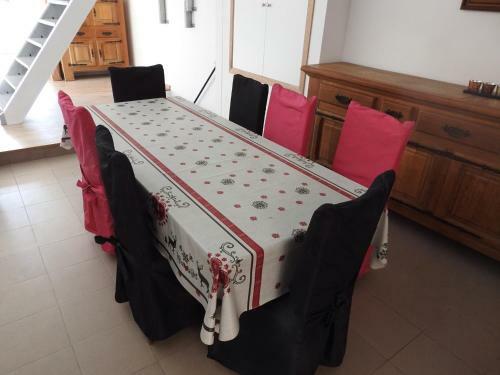 Hostal Les Voisins De Mr Sax