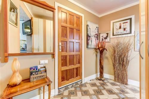 Apartamento Mordelliya Private Jacuzzi Suites