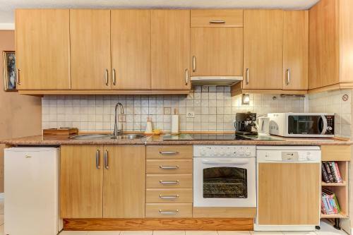 Apartamento Mordelliya Private Jacuzzi Suites