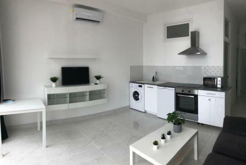 Ocean View Superior-a 2 Bedroom Apartment