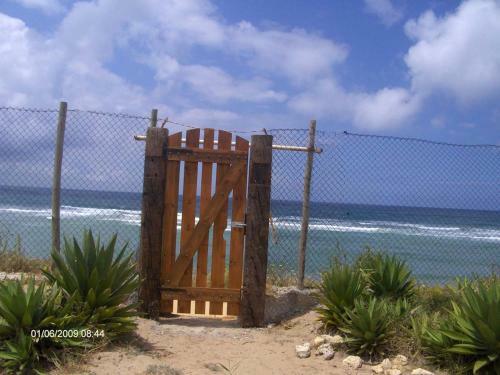 Villa Malyma Zahora - Beach Front 10,000m2 Botanic Garden