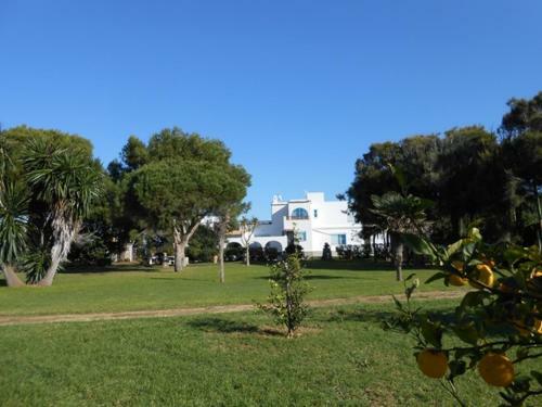 Villa Malyma Zahora - Beach Front 10,000m2 Botanic Garden