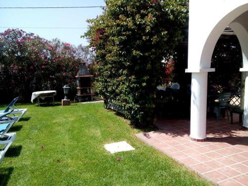 Villa Malyma Zahora - Beach Front 10,000m2 Botanic Garden