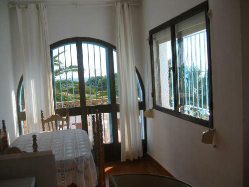 Villa Malyma Zahora - Beach Front 10,000m2 Botanic Garden