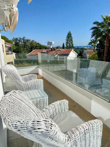 Luxury Villa Roma Near The Beach