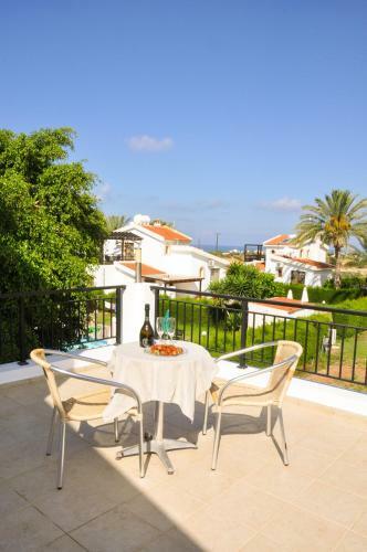 Villa Olivia, Coral Bay