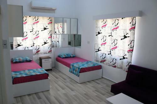 Amber's House (studio Apartments)