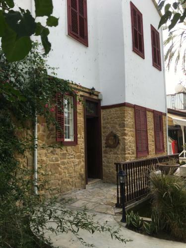 Bed & Breakfast Palm Garden Guest House