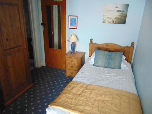 Hostal No: 1 The Esplanade Guest Accommodation.