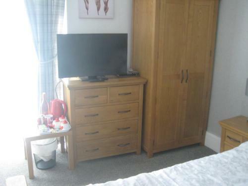 Hostal Croyland Guest House