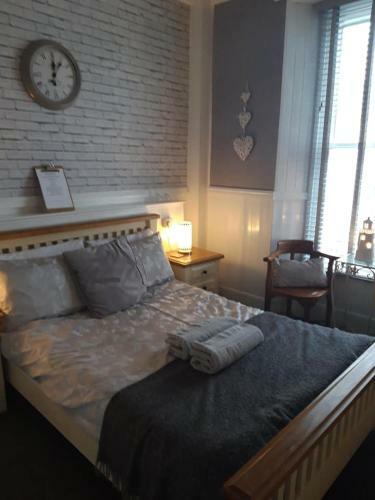 Hostal Croyland Guest House