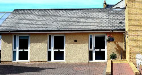 Kidron House Hotel