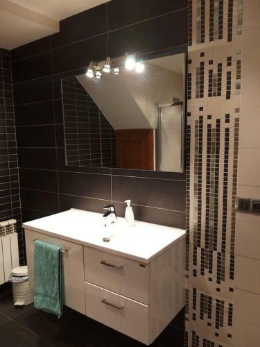 Apartamento A 1a Linea Sant Lloren� de Montgai_ Whitehouse