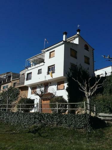 Apartamento A 1a Linea Sant Lloren� de Montgai_ Whitehouse