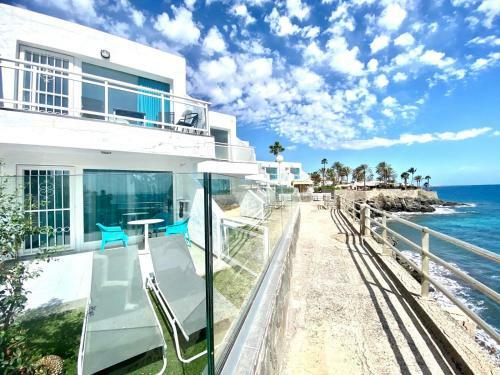 Cozy Apartment Wifi, Swimming Pool, Direct Access To The Beach