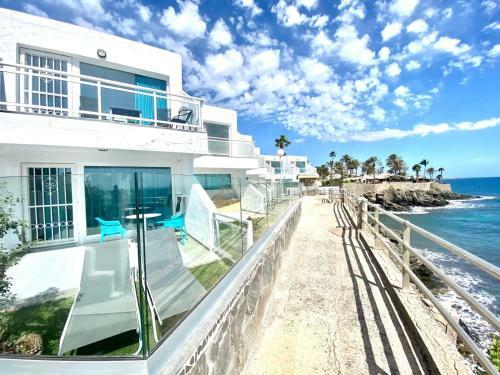 Cozy Apartment Wifi, Swimming Pool, Direct Access To The Beach