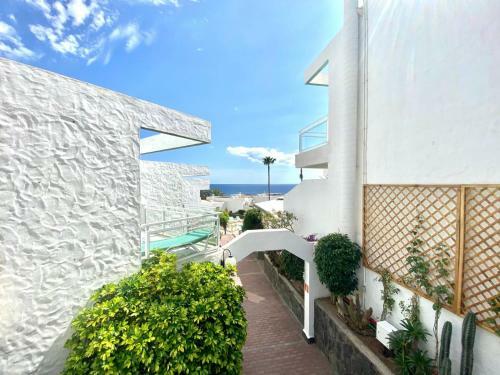 Cozy Apartment Wifi, Swimming Pool, Direct Access To The Beach
