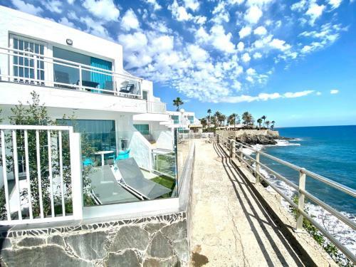 Cozy Apartment Wifi, Swimming Pool, Direct Access To The Beach