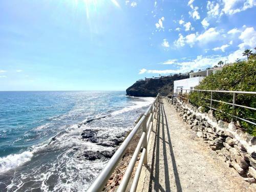 Cozy Apartment Wifi, Swimming Pool, Direct Access To The Beach