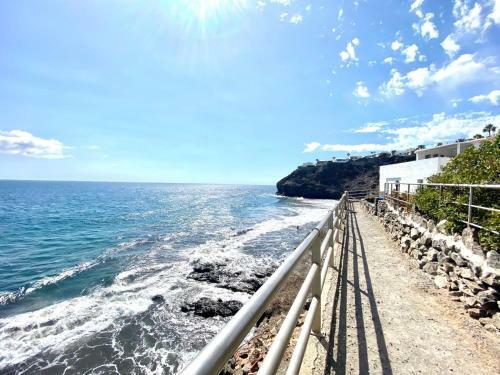 Cozy Apartment Wifi, Swimming Pool, Direct Access To The Beach
