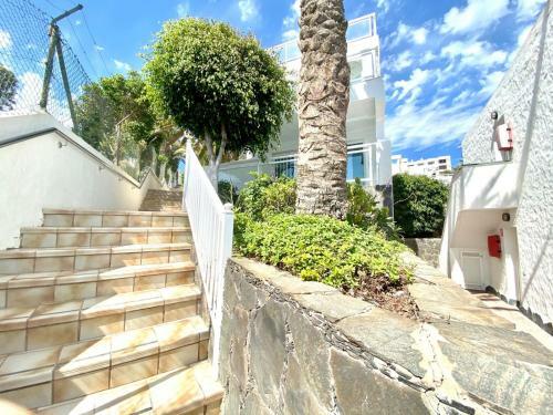 Cozy Apartment Wifi, Swimming Pool, Direct Access To The Beach
