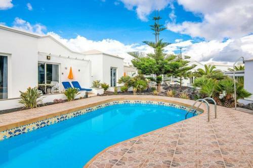 Apartamento Luxurious Bungalow A2 In A Quiet Complex With Pool 100m From The Sea