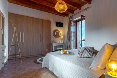 Madalena's Summer House