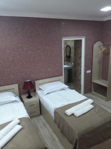 Hostal Vardzia