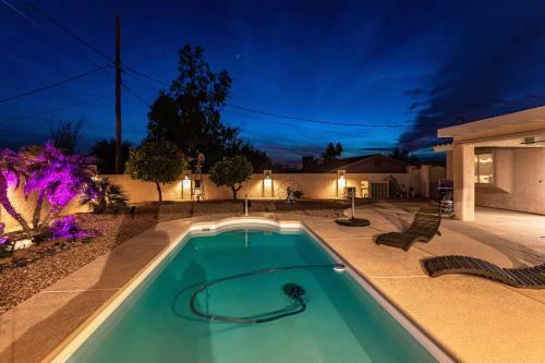 Entertainers Dream, Pool, Spa, & Fire Pit