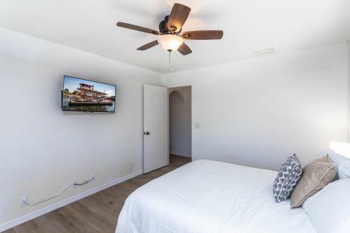 New! Cozy Casa W/ Boat Parking, Firepit, & Bbq