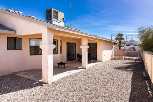New! Cozy Casa W/ Boat Parking, Firepit, & Bbq