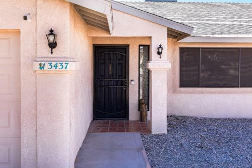 New! Cozy Casa W/ Boat Parking, Firepit, & Bbq