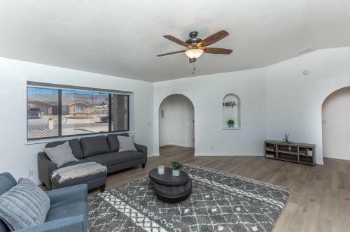 New! Cozy Casa W/ Boat Parking, Firepit, & Bbq