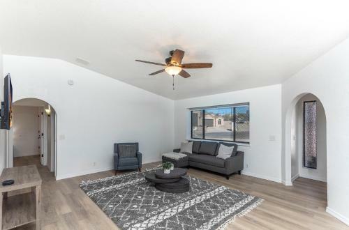 New! Cozy Casa W/ Boat Parking, Firepit, & Bbq