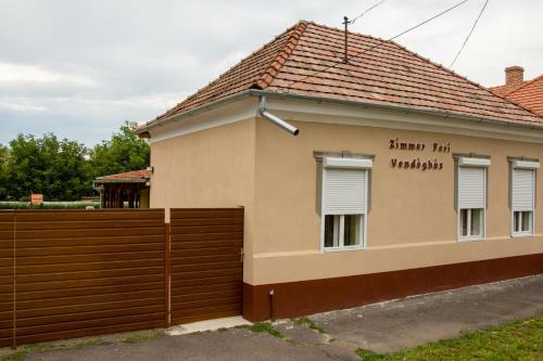Hostal Zimmer Feri Vend�gh�z