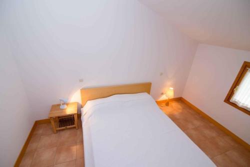 Apartment In Veli Losinj 36589