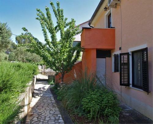 Apartmani Nadalina