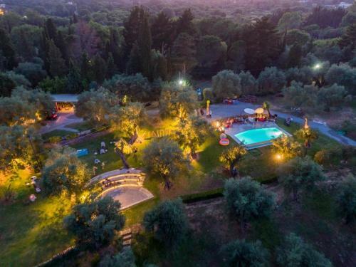Villa Triklino Estate