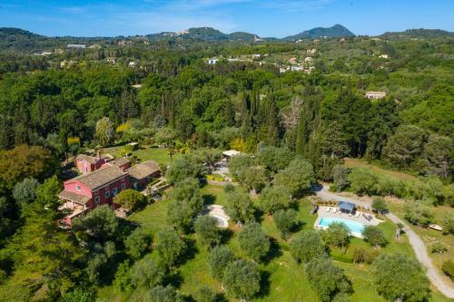 Villa Triklino Estate