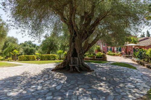Villa Triklino Estate