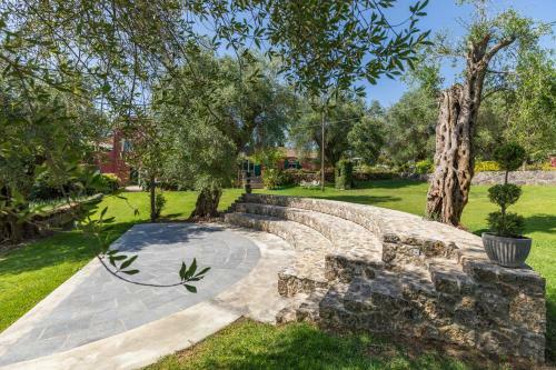 Villa Triklino Estate